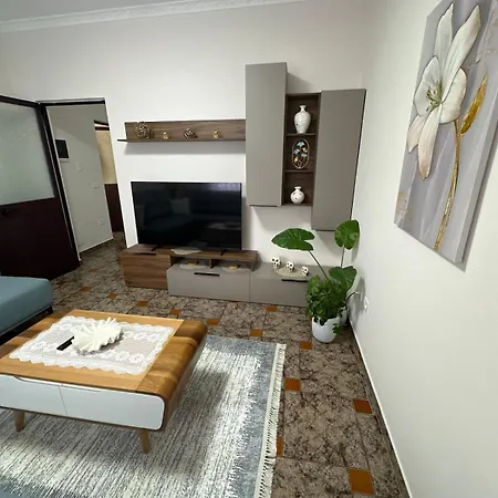 Appartement Cozy In Tirana, Albania Tirana